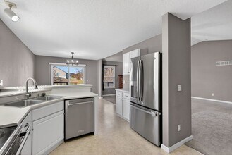 1233 Grand Canyon Dr in Wentzville, MO - Building Photo - Building Photo