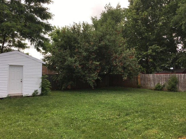 611 Chestnut St in Georgetown, KY - Building Photo - Building Photo