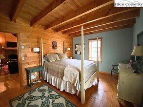 405 Ballou Mills Rd in Grassy Creek, NC - Building Photo - Building Photo