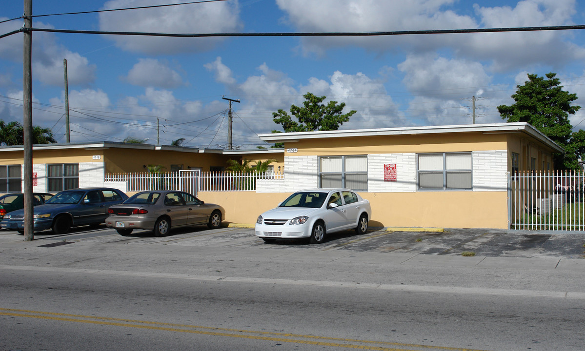 4748 E 10th Ave in Hialeah, FL - Building Photo