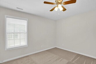 6101 Clarks Frks Dr in Raleigh, NC - Building Photo - Building Photo