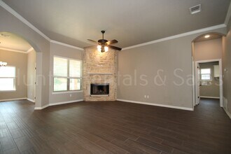 8105 Gristmill Ln in Temple, TX - Building Photo - Building Photo