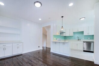 96 Washington St in Malden, MA - Building Photo - Building Photo