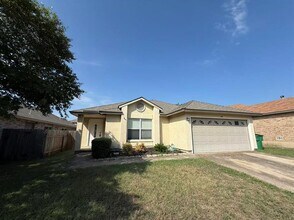 2407 Glen Field Dr in Cedar Park, TX - Building Photo - Building Photo