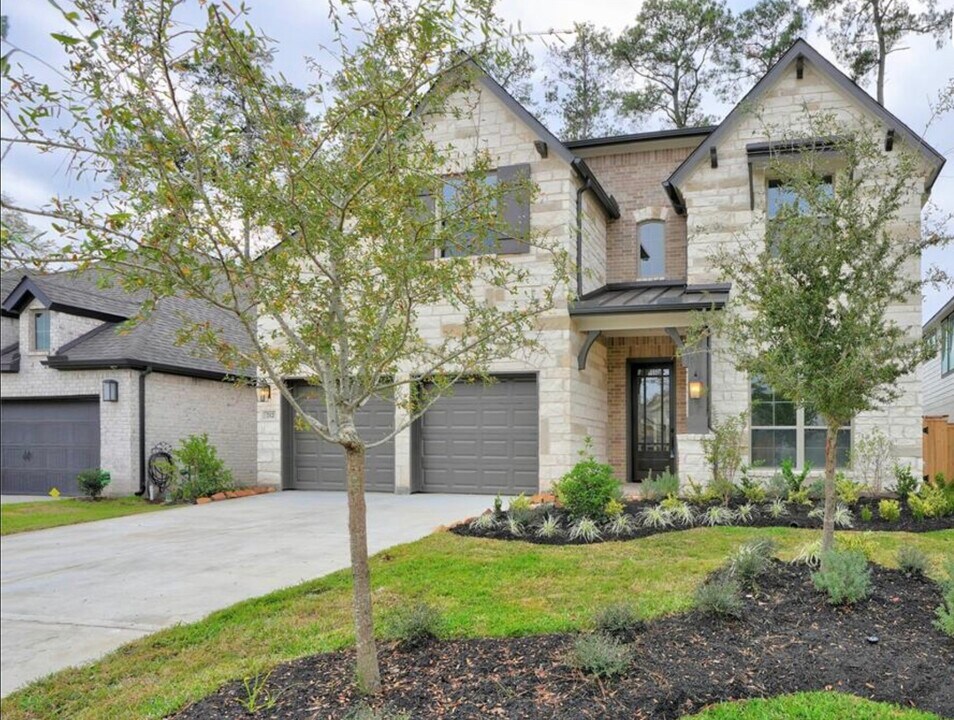 712 Fall Rock Branch Dr in Conroe, TX - Building Photo