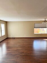 2752 SW Siskin Cir in Port Orchard, WA - Building Photo - Building Photo