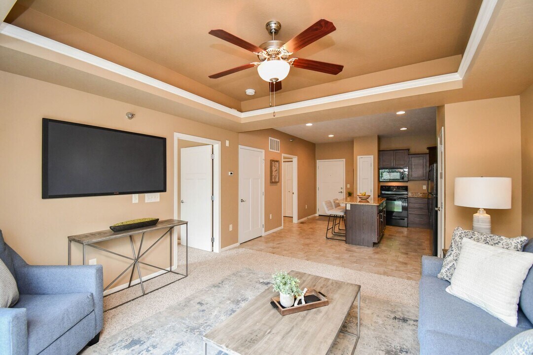 7438 S Louise Ave in Sioux Falls, SD - Building Photo