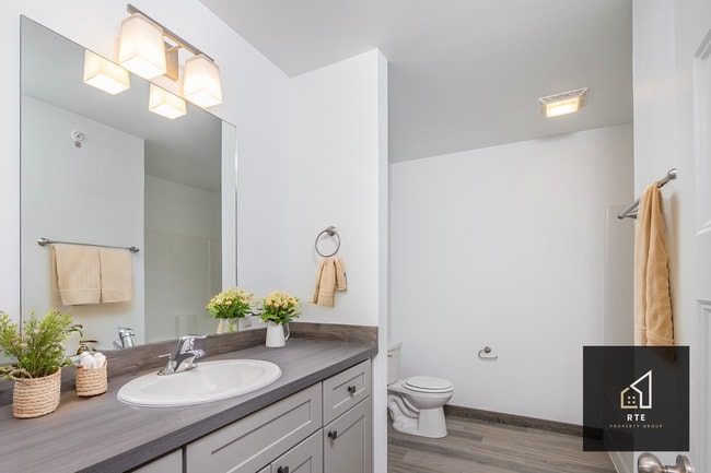 property at 1200 Abigail Ln