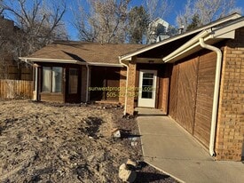 2620 E Cliffside Dr in Farmington, NM - Building Photo