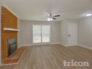 6701 Hickory Trace Dr in Charlotte, NC - Building Photo - Building Photo