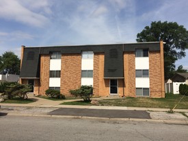 9626 Forrest Dr Apartments