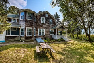 1695 Sterling Woods Rd in Southold, NY - Building Photo - Building Photo