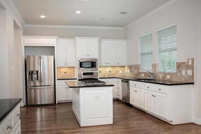 property at 190 W Breezy Way