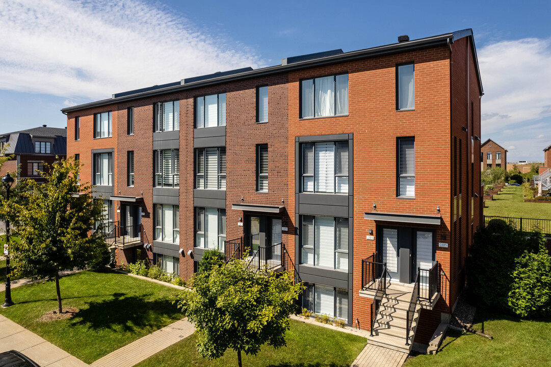 2187 Du Borée Rue in Montréal, QC - Building Photo