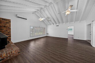 6852 Skyline Dr in Delray Beach, FL - Building Photo - Building Photo