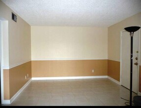 2484 Sharkey Rd in Clearwater, FL - Building Photo - Building Photo