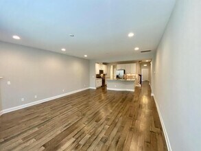 248 Ellsworth Manor Dr in Hillsborough, NC - Building Photo - Building Photo