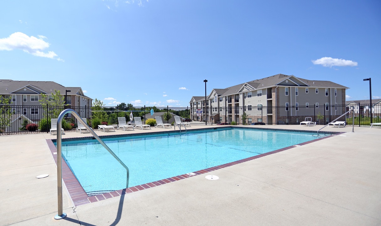 Pointe 28 in Ankeny, IA - Foto de edificio
