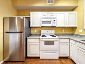 2016 Oxford Ln in Louisville, CO - Building Photo - Building Photo