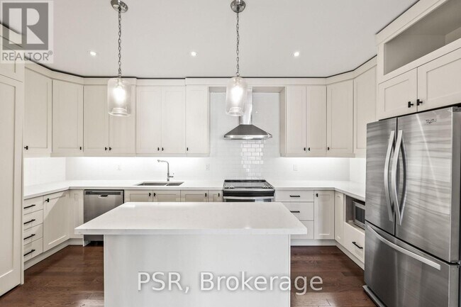 114 Ossington Ave in Toronto, ON - Building Photo - Building Photo