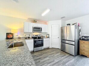 17209 Sabrina Cir in Port Charlotte, FL - Building Photo - Building Photo