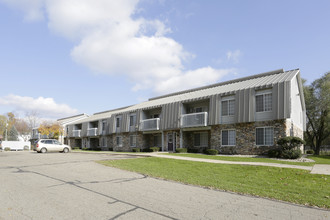 Saw Mill Creek Apartments in Vicksburg, MI - Building Photo - Building Photo