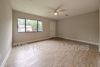 3055 2nd St Cir in Jacksonville, FL - Building Photo - Building Photo