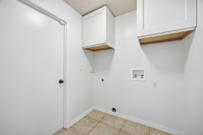1804 Staysail Dr in Valrico, FL - Building Photo - Building Photo