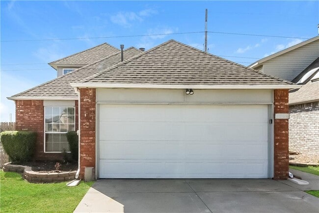 property at 1704 SW 26th St