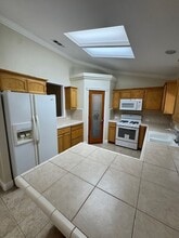 2722 Garnet Ct in Redding, CA - Building Photo - Building Photo