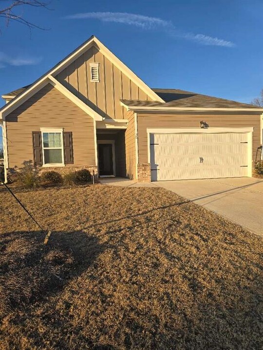 35 Meriwether Dr in Villa Rica, GA - Building Photo