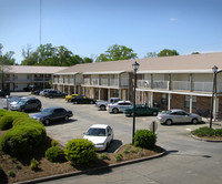 Mark II Apartments photo'