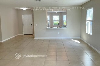 10292 Silver Pond Lane in Lehigh Acres, FL - Building Photo - Building Photo