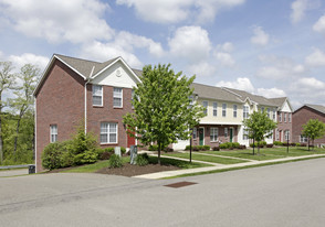 Crossings of Wexford Apartments