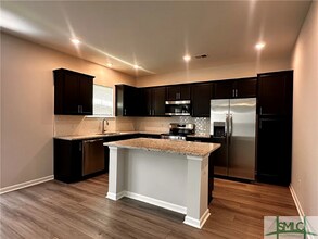 542 Sessile Oak Dr in Savannah, GA - Building Photo - Building Photo