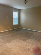 1749 Cumbria Dr in Avon, IN - Building Photo - Building Photo