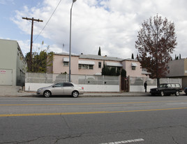 Whitsett Estates in North Hollywood, CA - Foto de edificio - Building Photo