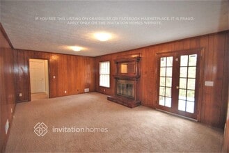 4226 Executive Dr in Stone Mountain, GA - Foto de edificio - Building Photo