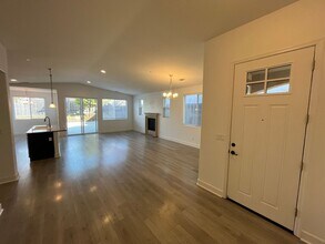 1037 Shultz Ln in Orcutt, CA - Building Photo - Building Photo