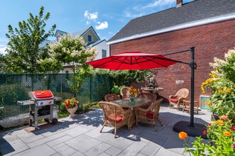 147 Pearl St, Unit 7 in Portland, ME - Foto de edificio - Building Photo