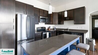 24530 Gosling Rd in Spring, TX - Foto de edificio - Building Photo