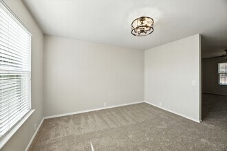 3933 Brook Hollow Dr in Schertz, TX - Building Photo - Building Photo