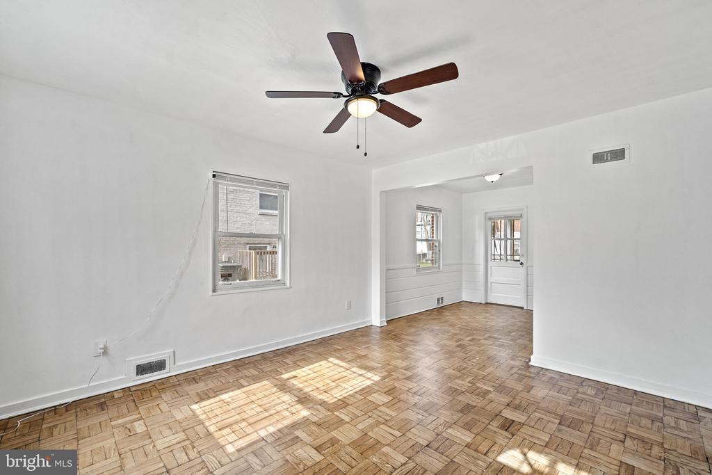 4025 1st St SW in Washington, DC - Building Photo