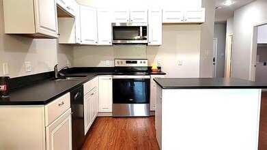 751 Pipeline Ct in Hurst, TX - Building Photo - Building Photo