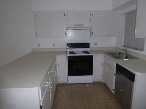 7613 Winged Foot Dr in Ft. Myers, FL - Building Photo - Building Photo