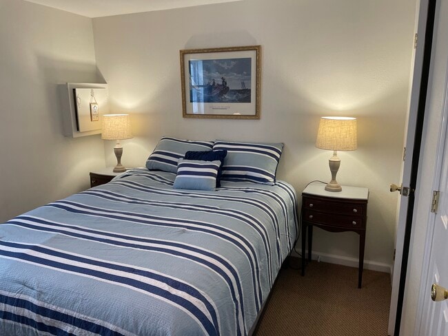 703 SW Central Ave in Seaside Park, NJ - Foto de edificio - Building Photo