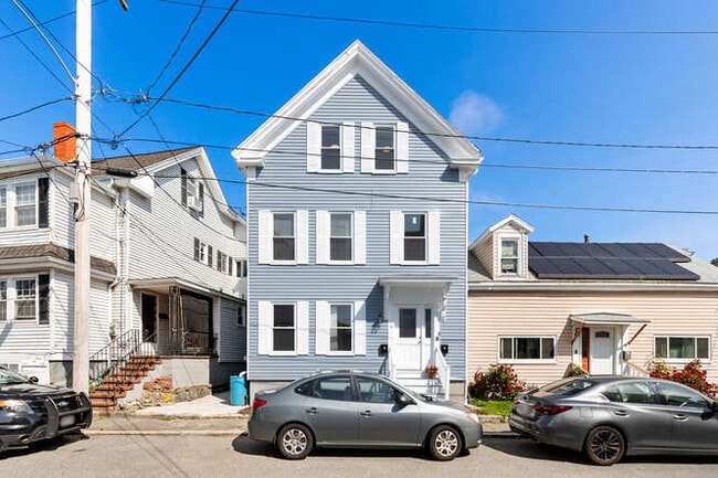 property at 9 Foster St