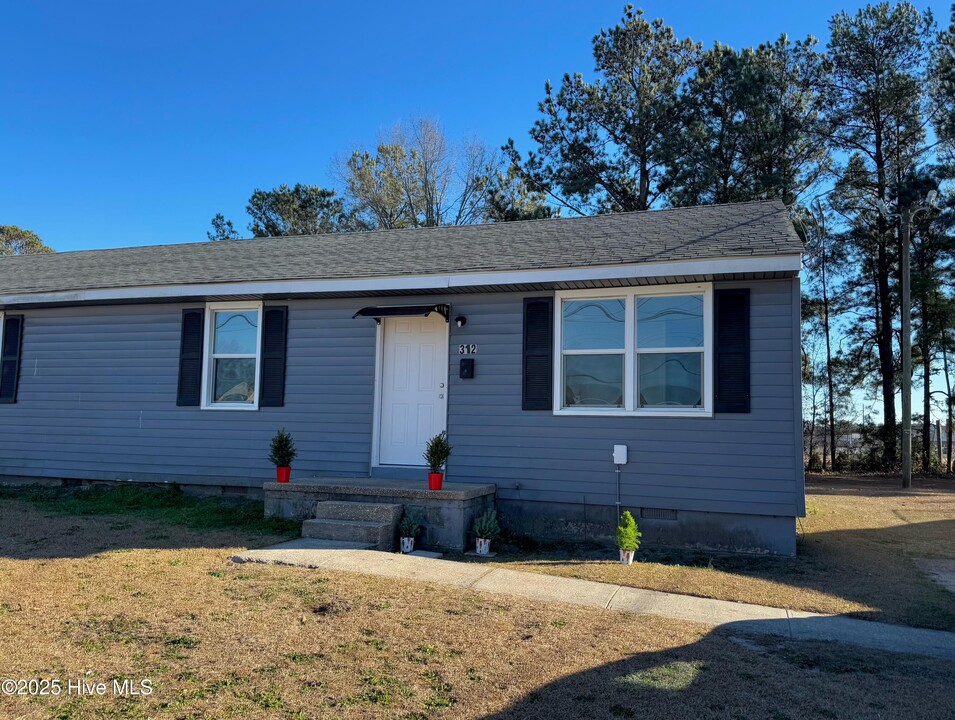 312 Starling St in Jacksonville, NC - Building Photo