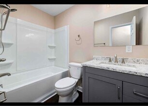 1008 E Club Blvd in Durham, NC - Building Photo - Building Photo