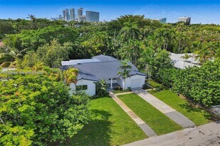 630 NE 52nd Terrace in Miami, FL - Building Photo